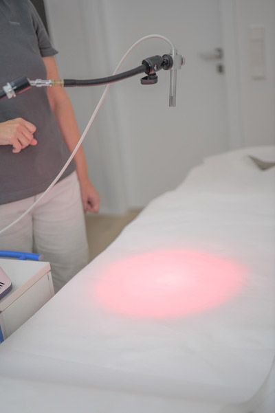 Schonende Lasertherapie im Trinicum